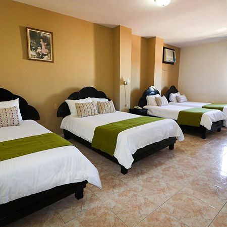 Hotel Puerta Del Sol 다비드 외부 사진