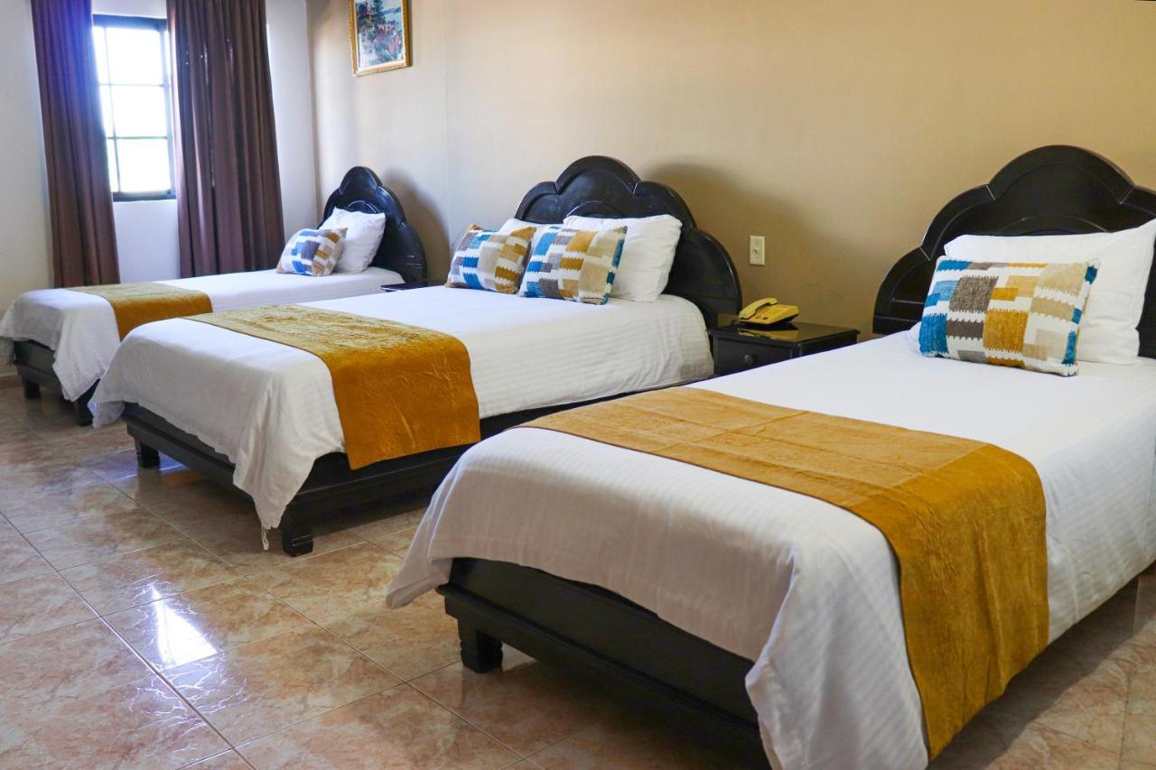 Hotel Puerta Del Sol 다비드 외부 사진